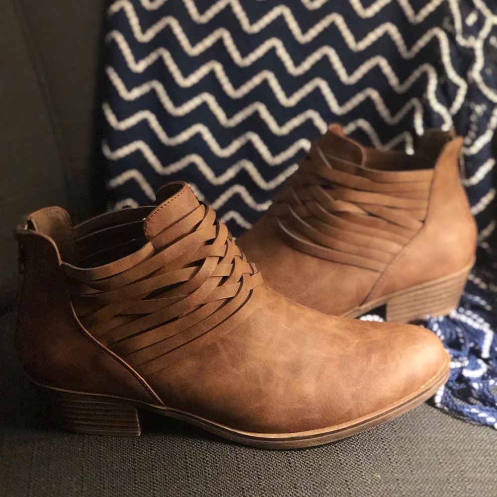 Sugar Rhett Booties (NEW)